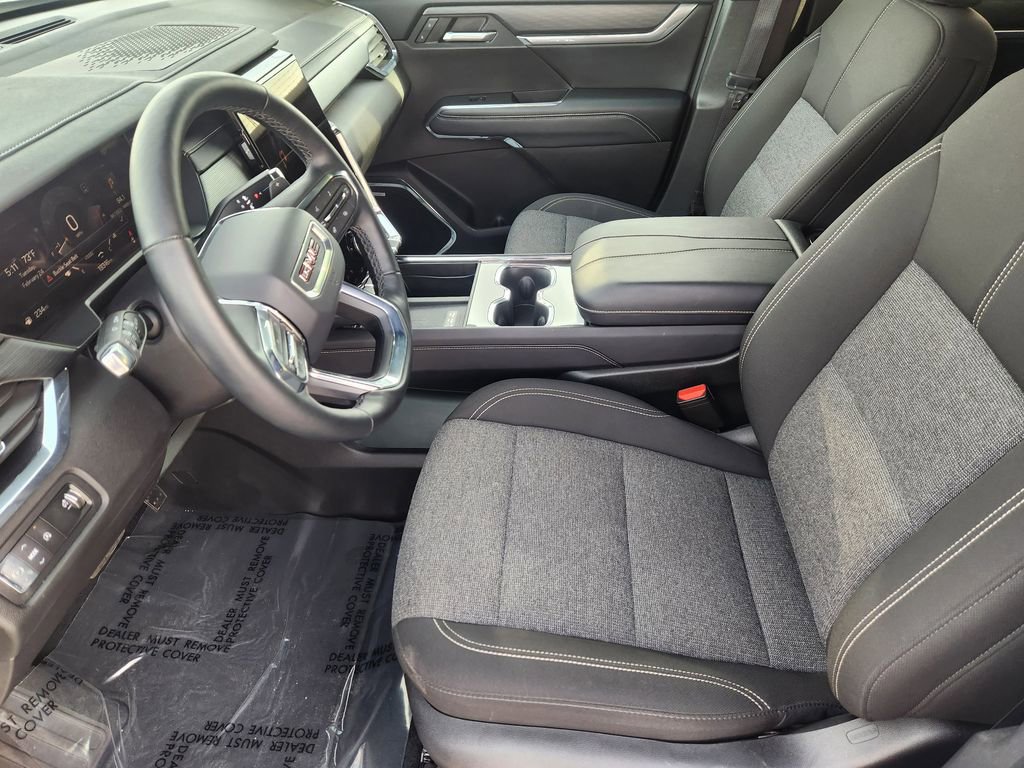 Used 2025 GMC Acadia Elevation image 14