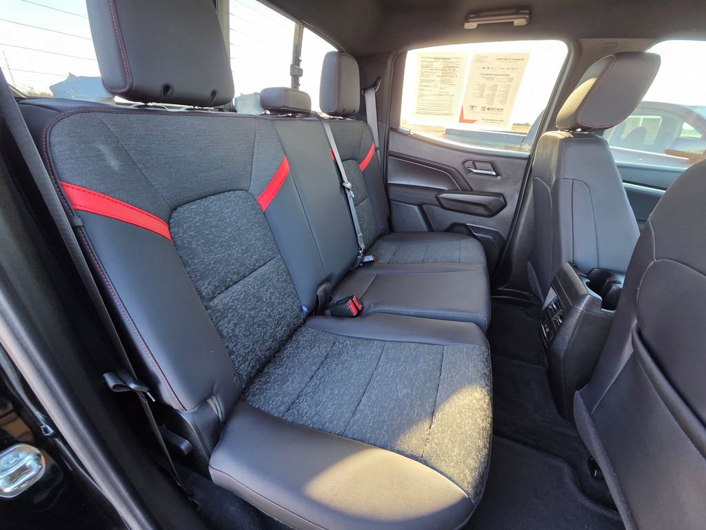 Used 2024 Chevrolet Colorado Z71 w/ Advanced Trailering Package image 30