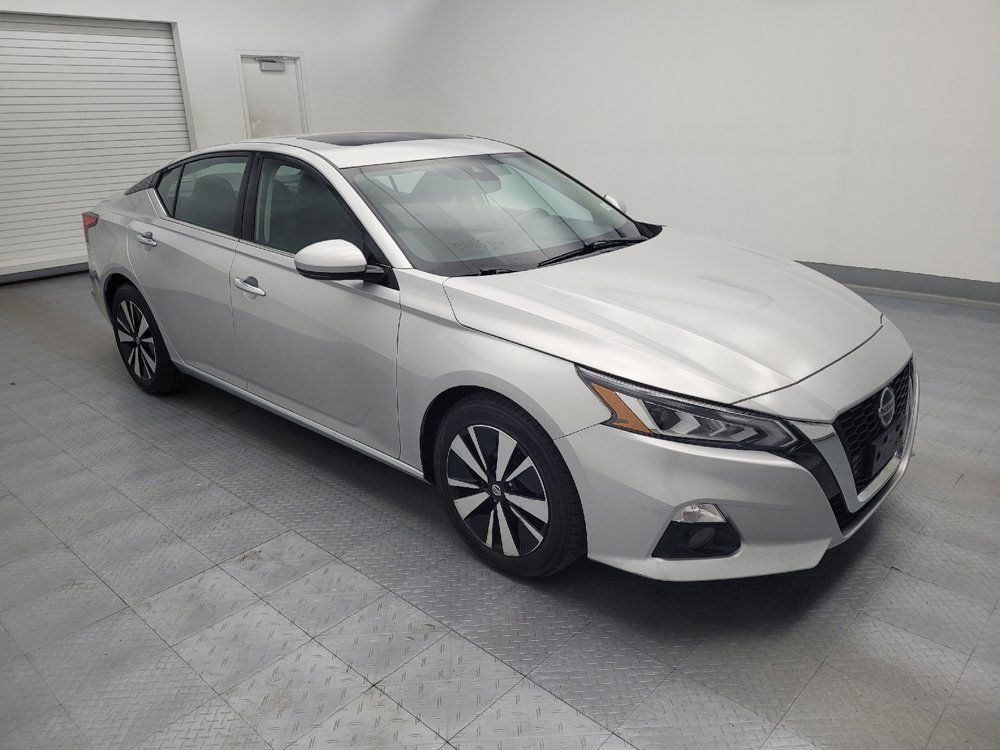 Used 2020 Nissan Altima 2.5 SV FWD image 11