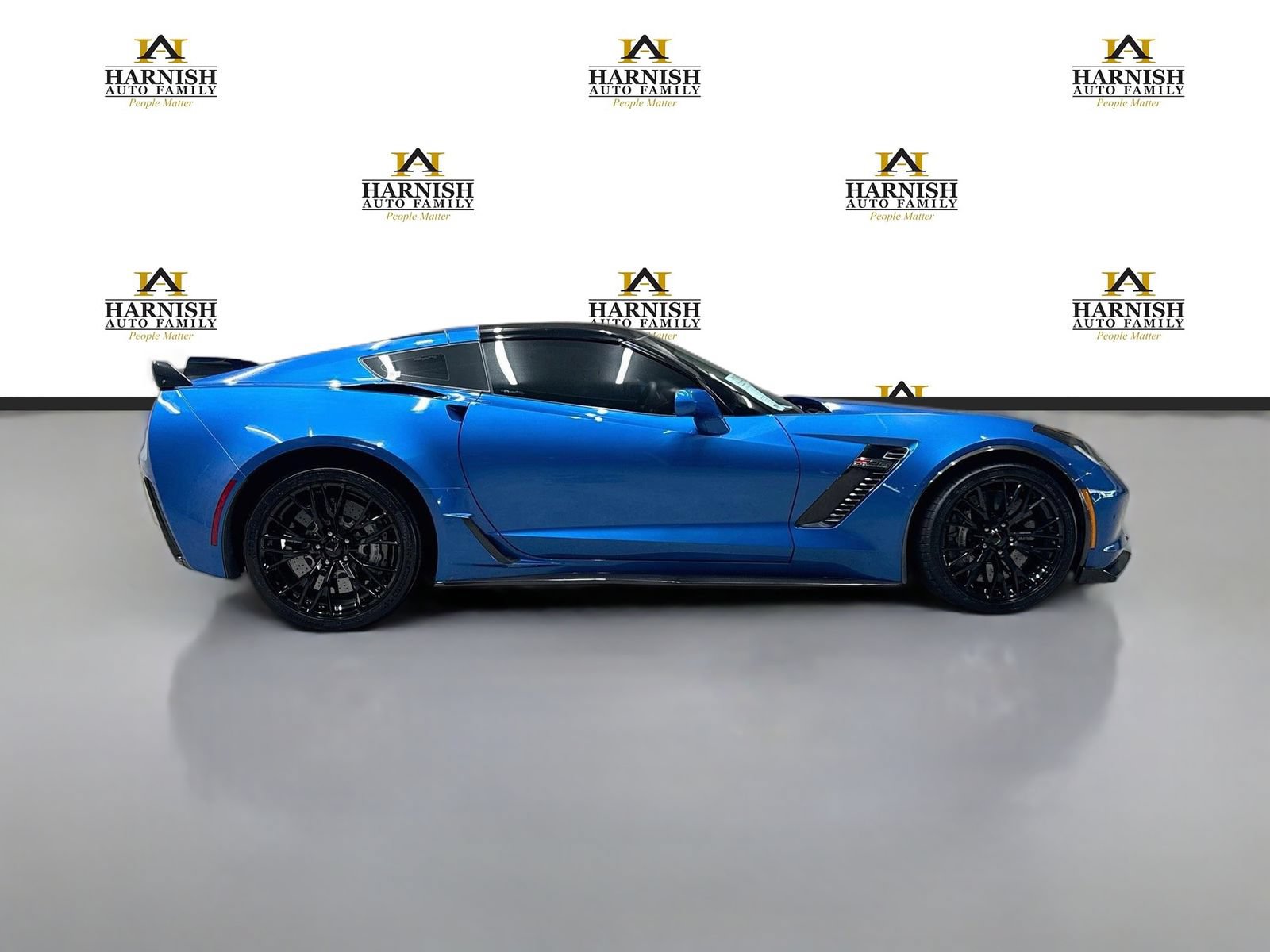 Used 2016 Chevrolet Corvette Z06 w/ 3LZ Preferred Equipment Group RWD image 5