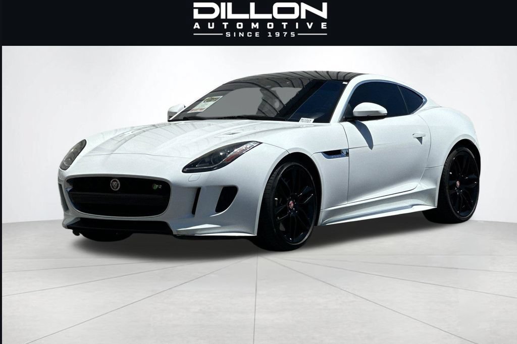 Used 2017 Jaguar F-TYPE R AWD/4WD image 8