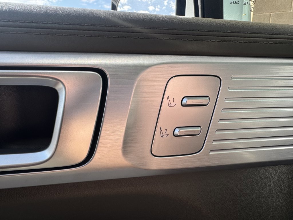 Used 2024 Hyundai Santa Fe Calligraphy image 34