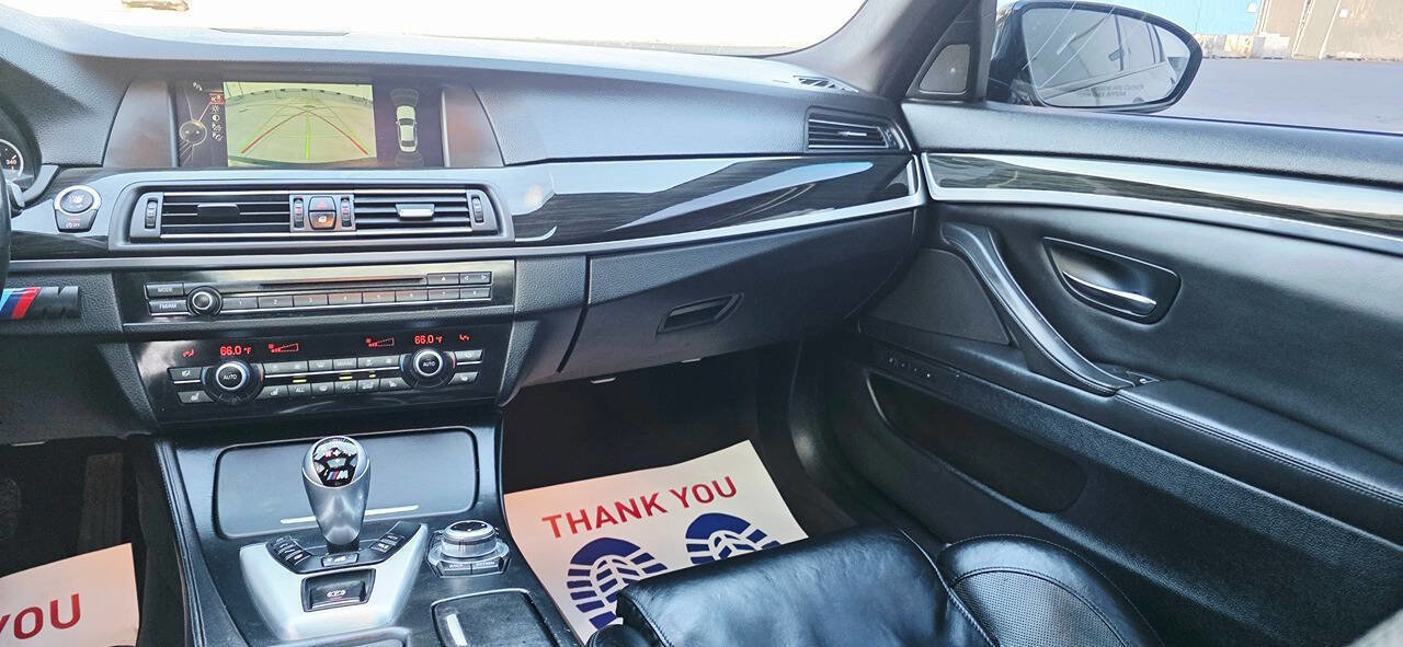 Used 2013 BMW M5 image 20