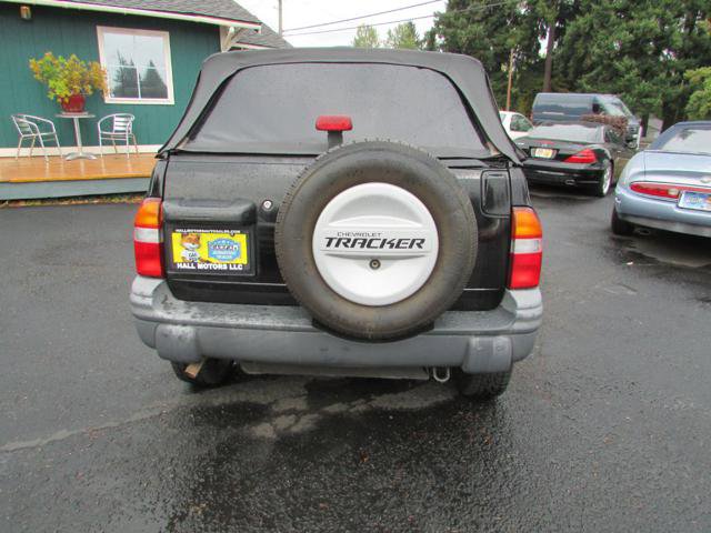 Used 1999 Chevrolet Tracker 4WD Convertible w/ Preferred Equipment Group 2 image 5