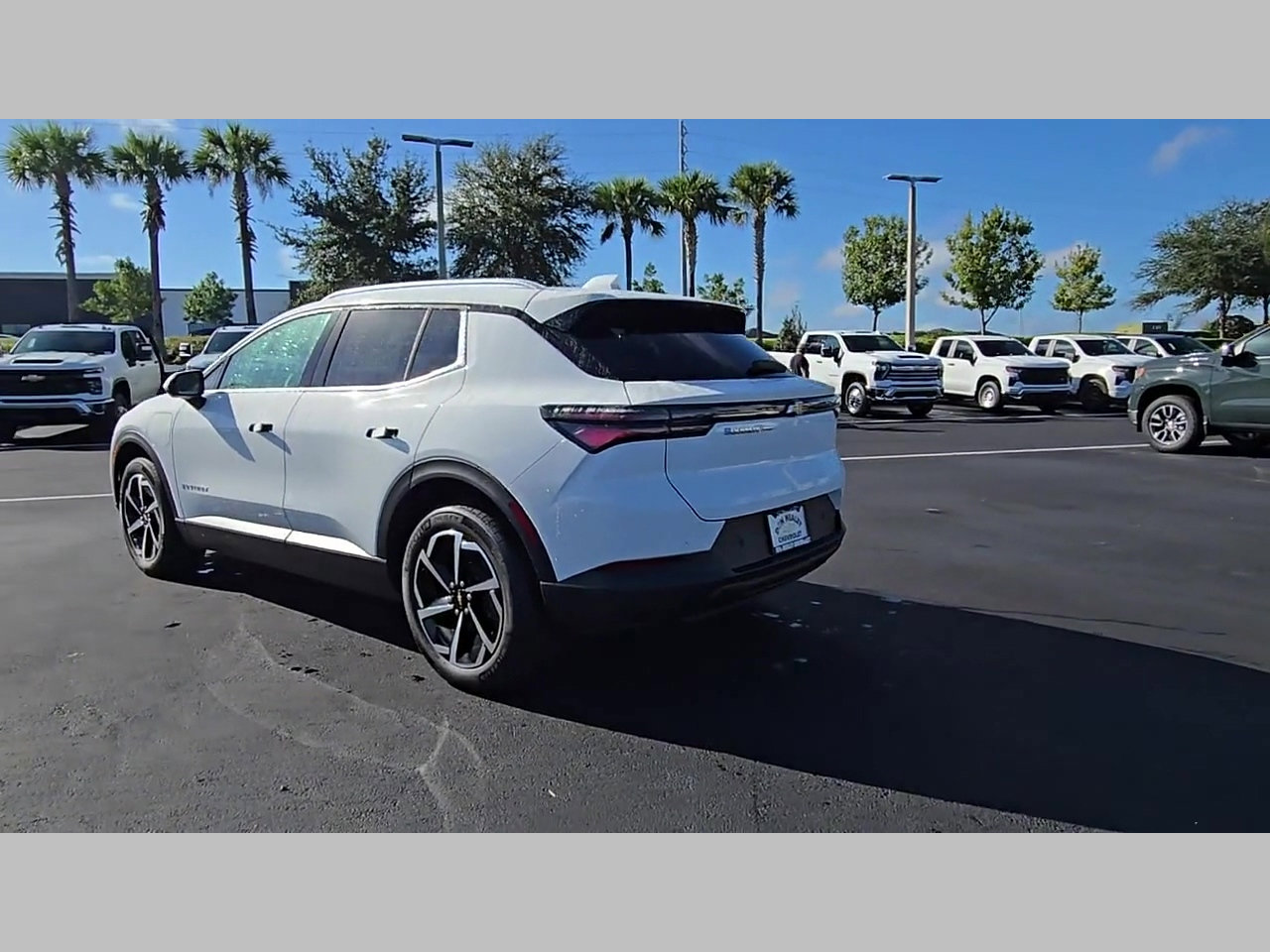 New 2026 Chevrolet Equinox EV LT AWD/4WD image 19