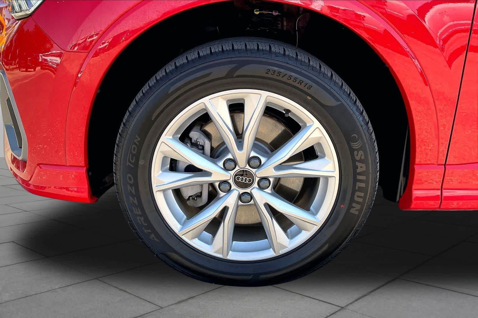 Used 2024 Audi Q3 2.0T Premium AWD/4WD image 11