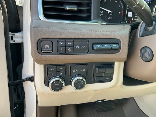 Used 2021 GMC Yukon Denali w/ Denali Ultimate Package AWD/4WD image 10