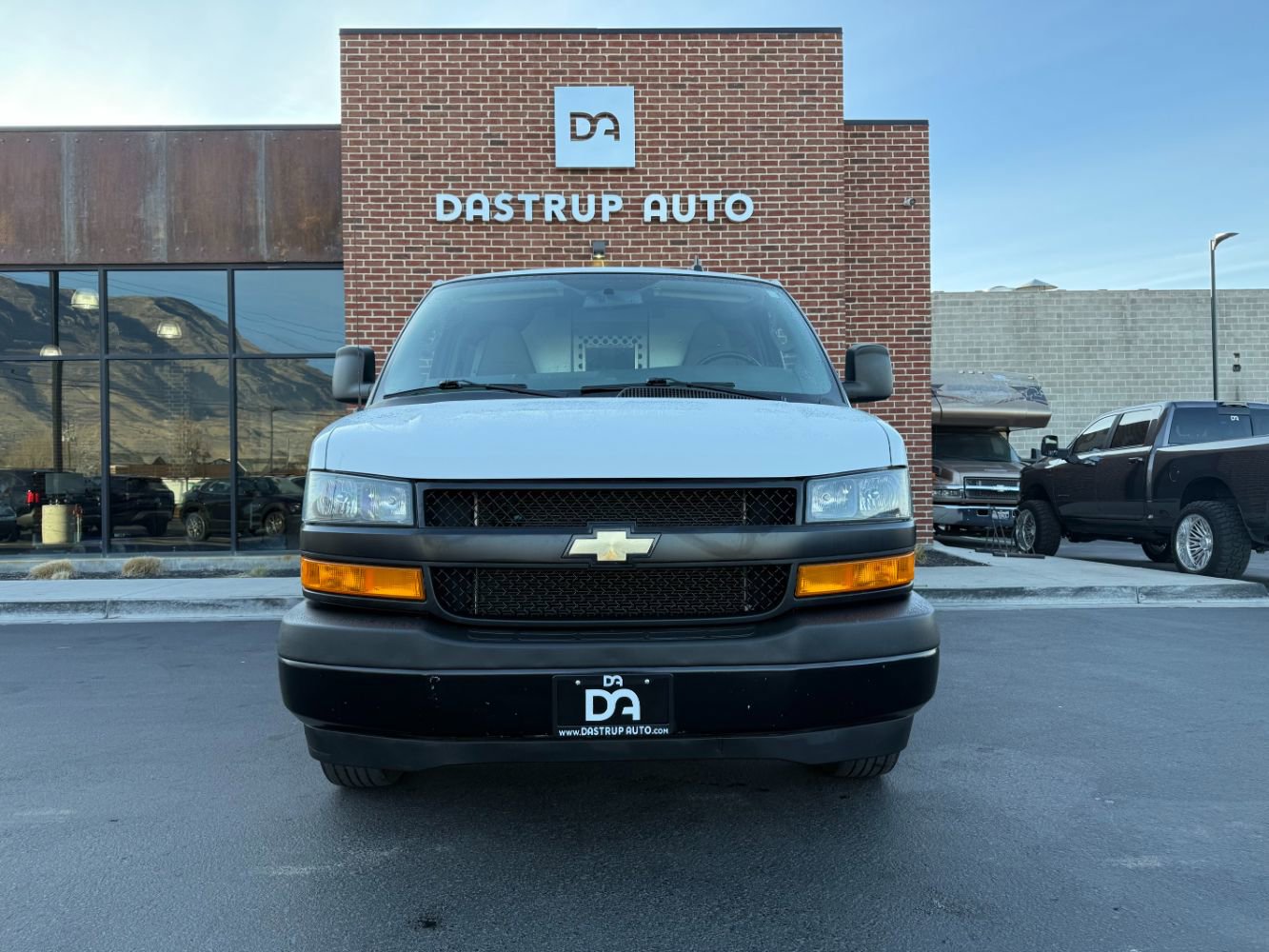 Used 2023 Chevrolet Express 2500 w/ Driver Convenience Package RWD image 2