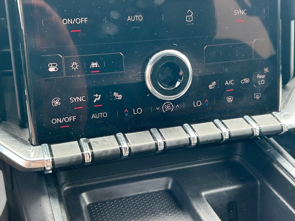 Used 2025 GMC Acadia Elevation FWD image 32