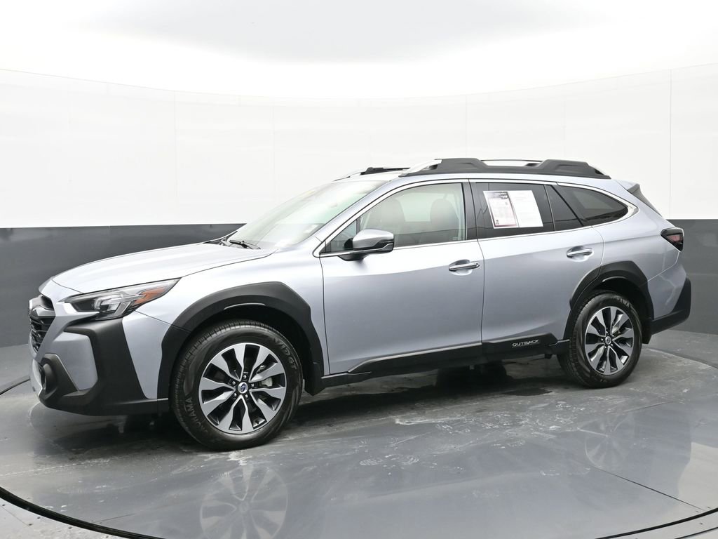 Used 2025 Subaru Outback Touring XT image 6