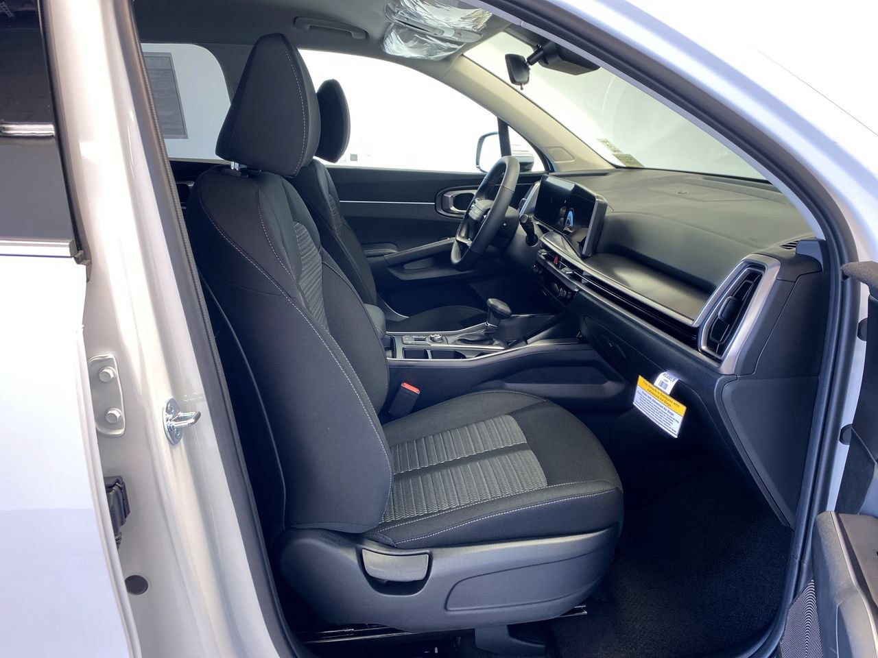 New 2026 Kia Sorento LX FWD image 28