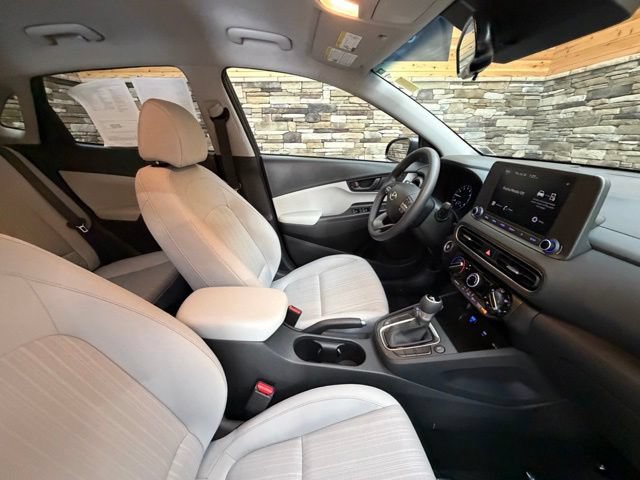 Used 2023 Hyundai Kona SEL AWD/4WD image 17