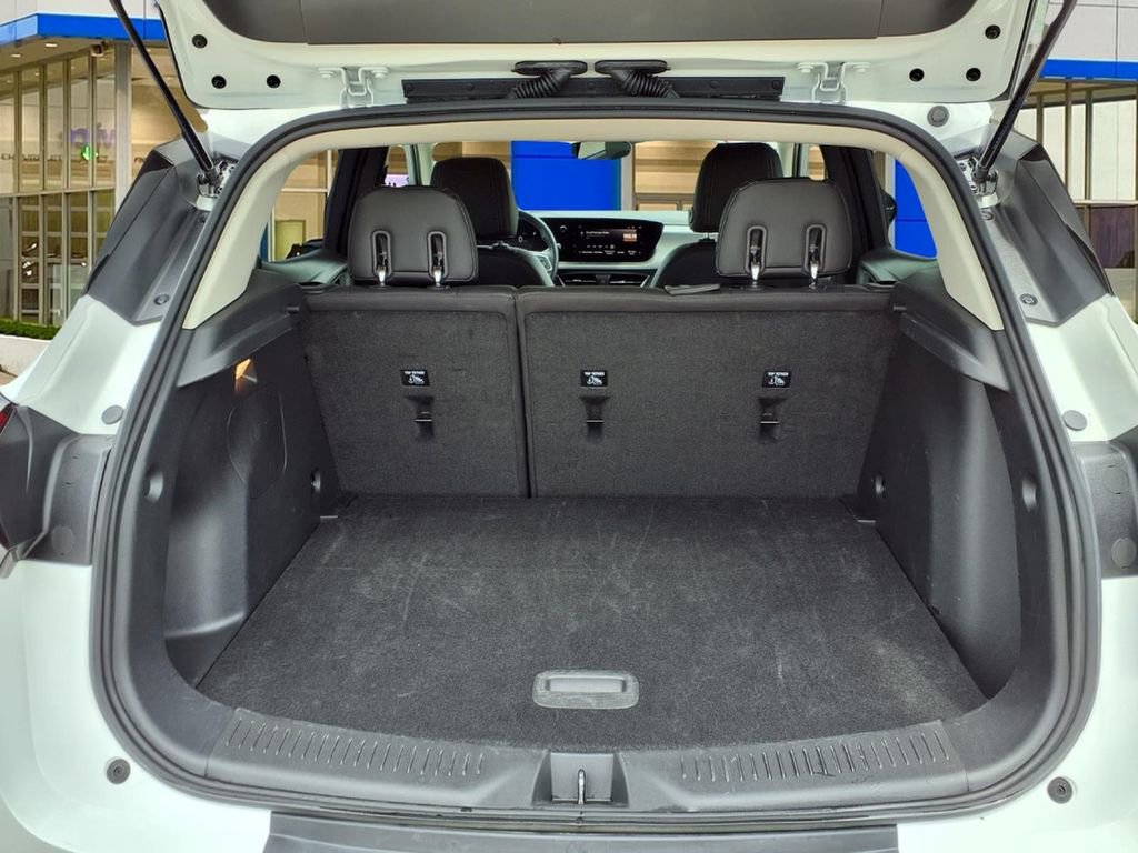 Used 2025 Buick Encore GX Preferred AWD/4WD image 23