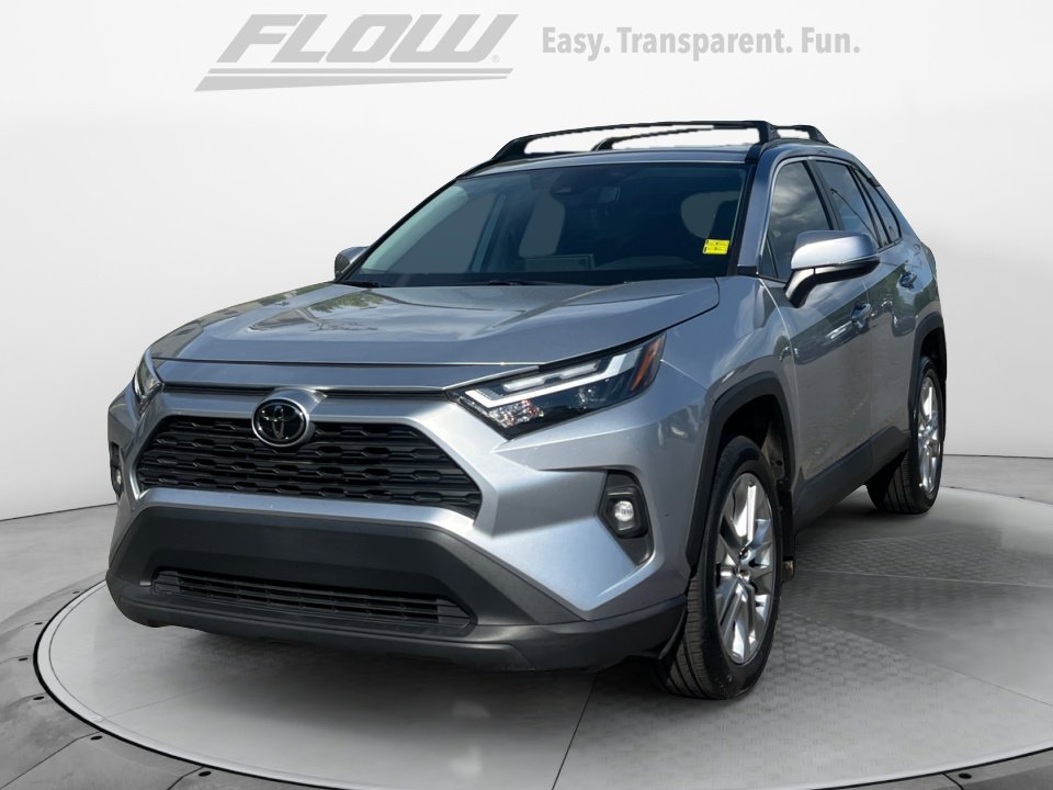 Used 2024 Toyota RAV4 XLE Premium FWD image 4