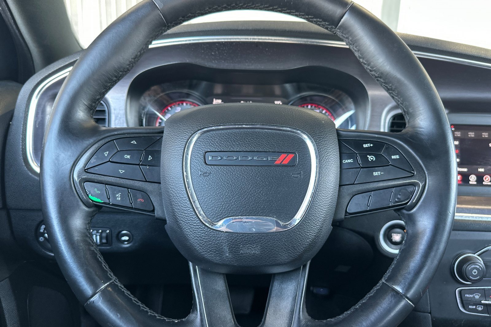 Used 2018 Dodge Charger SXT w/ Blacktop Package RWD image 21