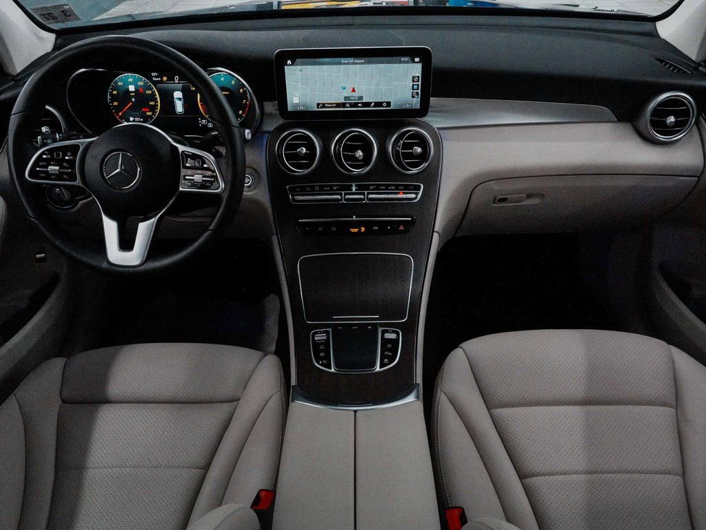 Used 2022 Mercedes-Benz GLC 300 4MATIC image 33
