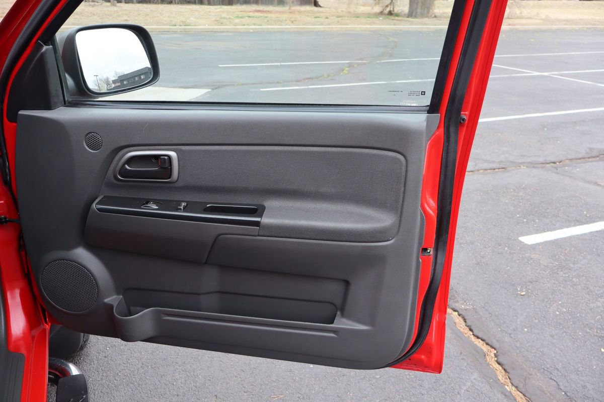 Used 2005 Chevrolet Colorado LS image 26