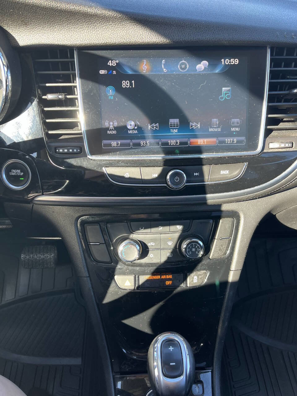 Used 2019 Buick Encore Sport Touring image 20