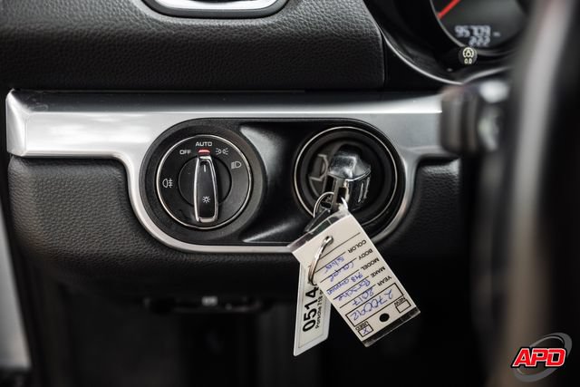 Used 2017 Porsche 718 Cayman RWD image 58