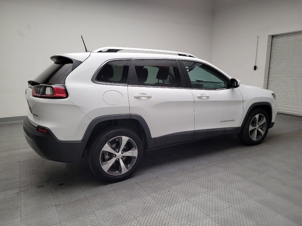 Used 2019 Jeep Cherokee Limited image 10