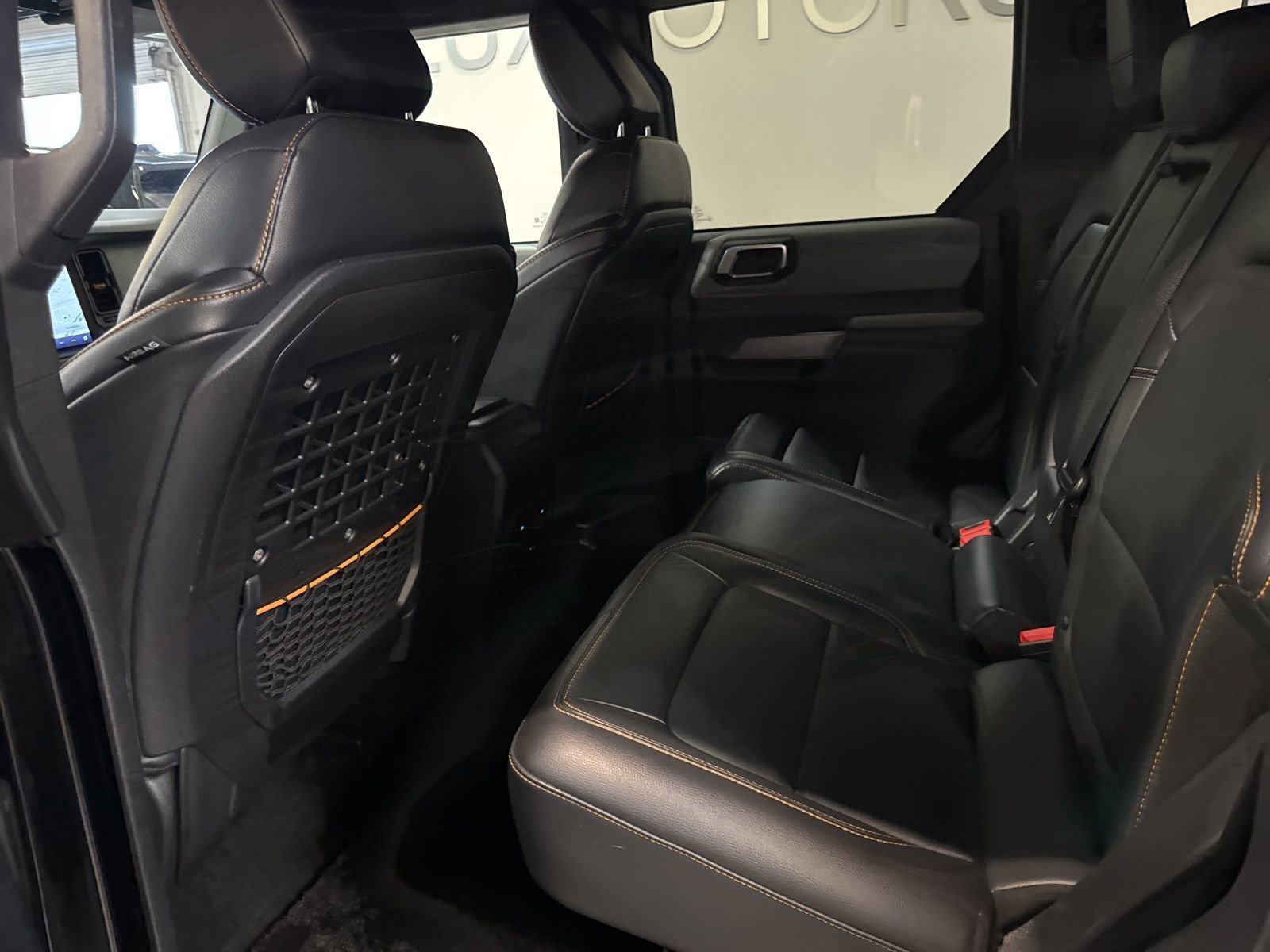 Used 2023 Ford Bronco Badlands image 13