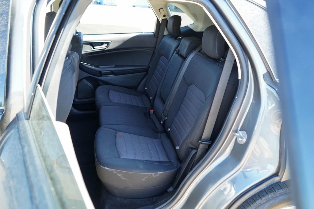 Used 2024 Ford Edge SE AWD/4WD image 9