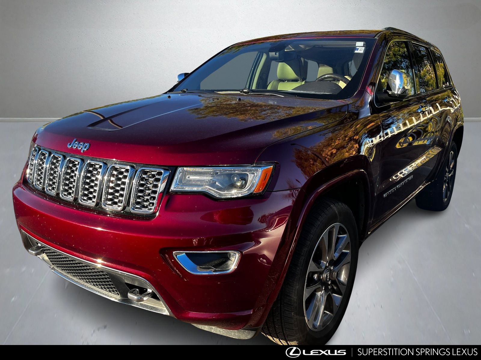 Used 2018 Jeep Grand Cherokee Overland image 5