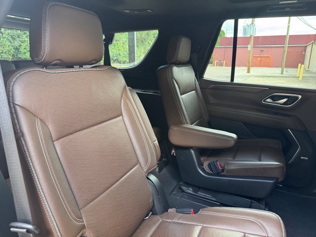 Used 2021 Chevrolet Tahoe High Country AWD/4WD image 32