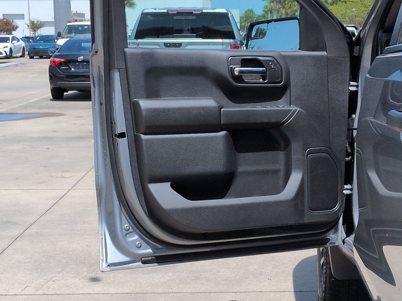 New 2026 Chevrolet Silverado 1500 Custom Trail Boss AWD/4WD image 8