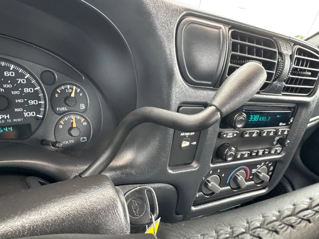 Used 2003 Chevrolet S10 Pickup LS w/ Cold Climate Package RWD image 11