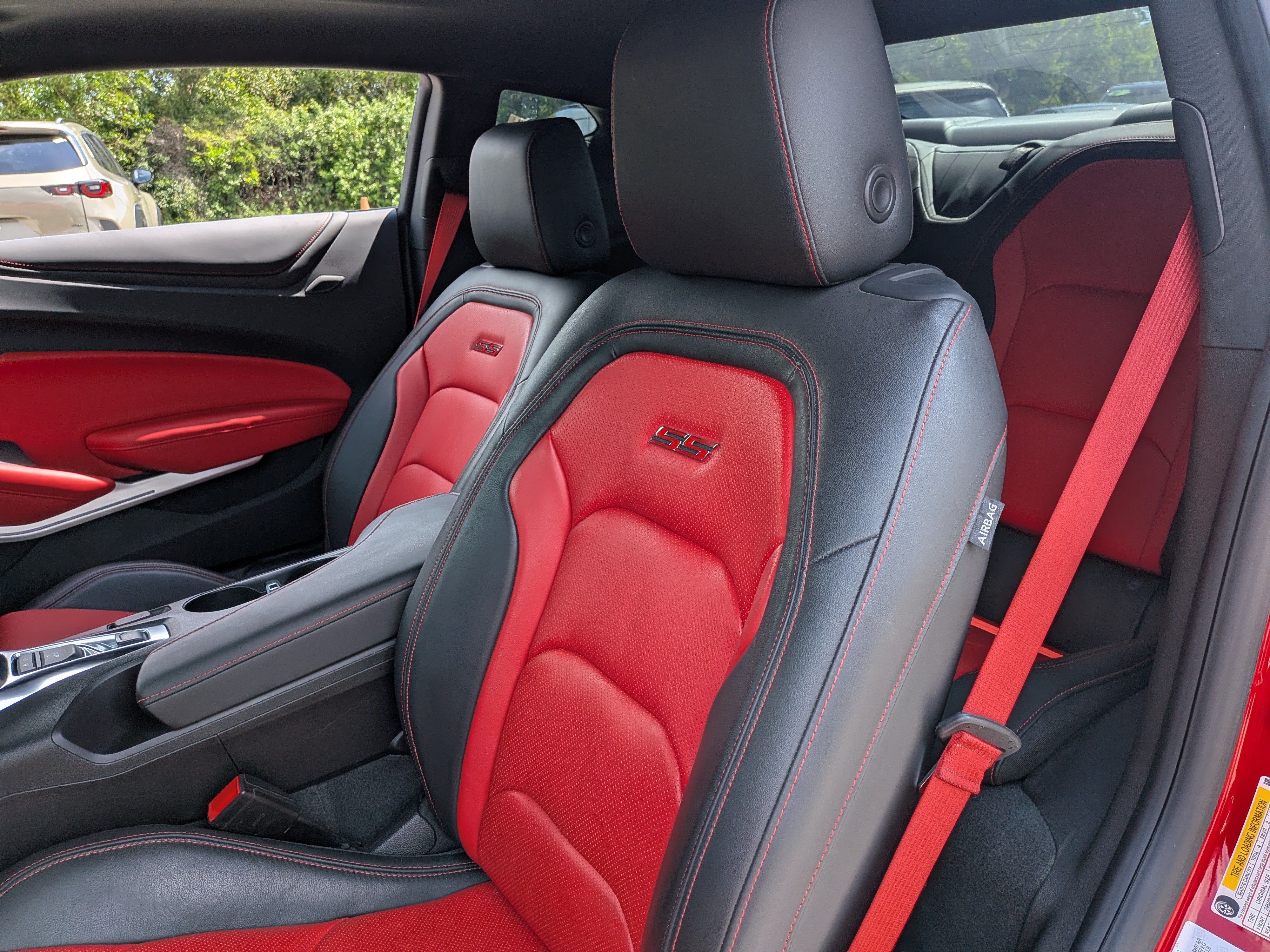 Used 2022 Chevrolet Camaro SS RWD image 16