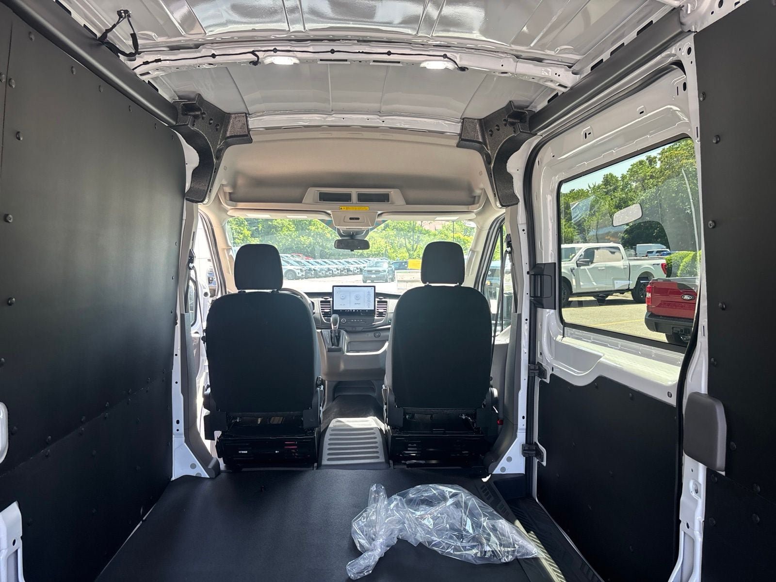 New 2026 Ford Transit 250 148 Medium Roof w/ Load Area Protection Package RWD image 15