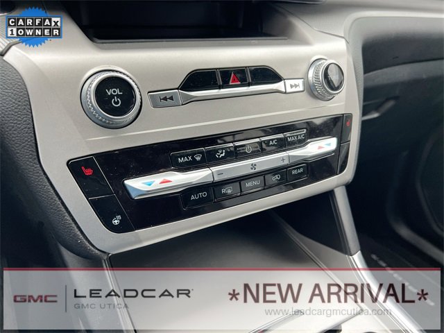 Used 2022 Ford Explorer XLT w/ Equipment Group 202A image 11