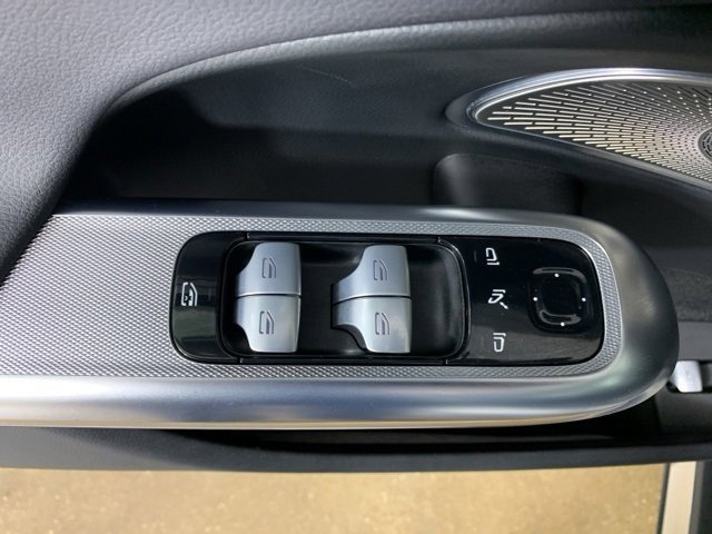 Used 2025 Mercedes-Benz E 450 4MATIC All-Terrain Wagon image 18