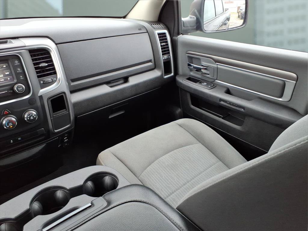 Used 2024 RAM 1500 Classic SLT AWD/4WD image 20