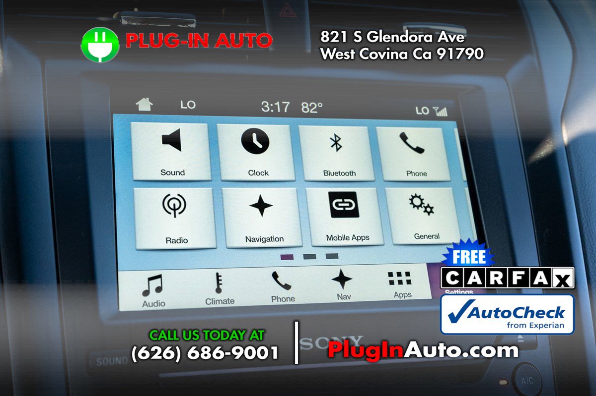 Used 2018 Ford Fusion Energi Titanium image 30