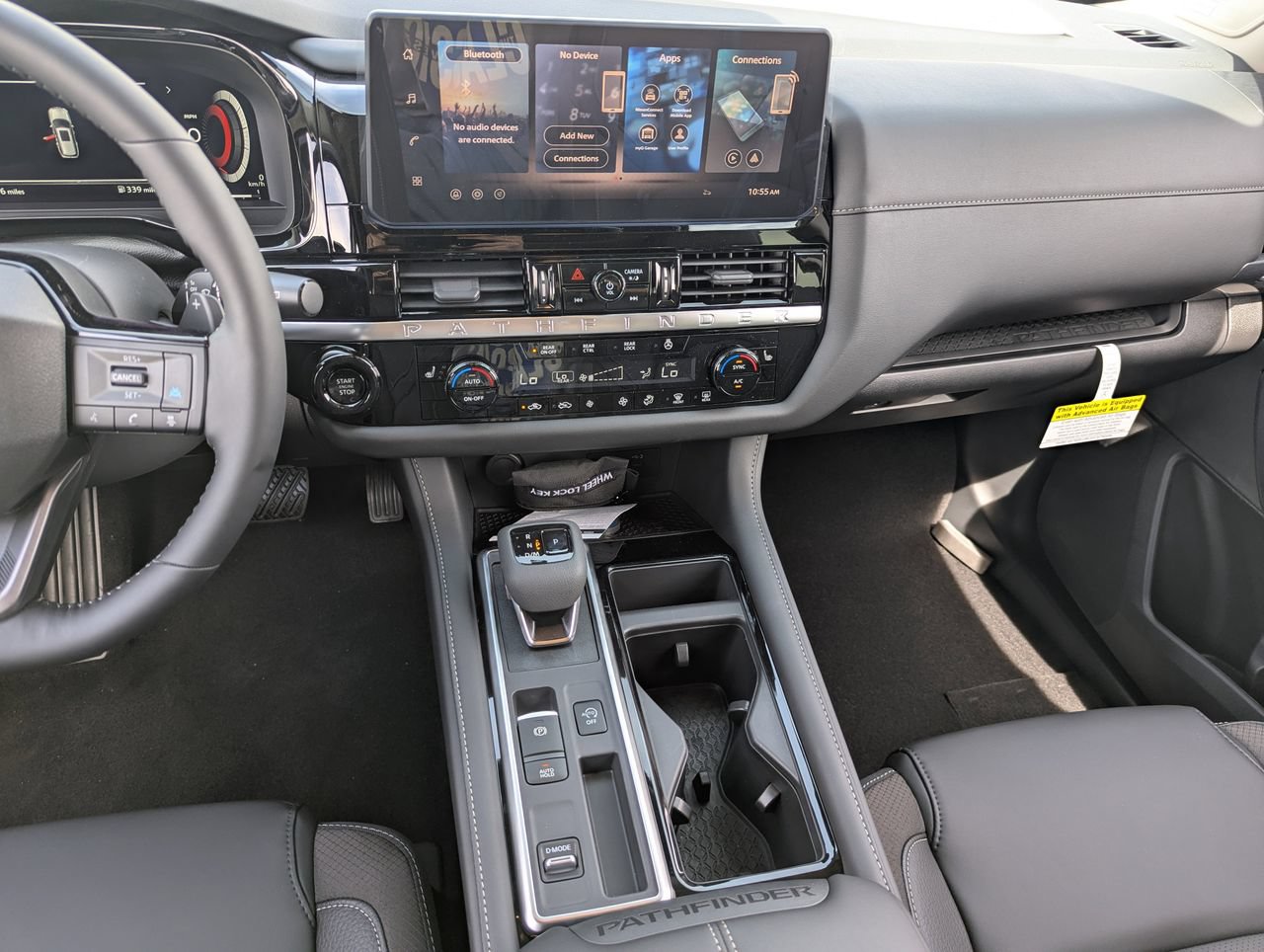 New 2026 Nissan Pathfinder SL w/ SL Premium Package (P04) FWD image 24