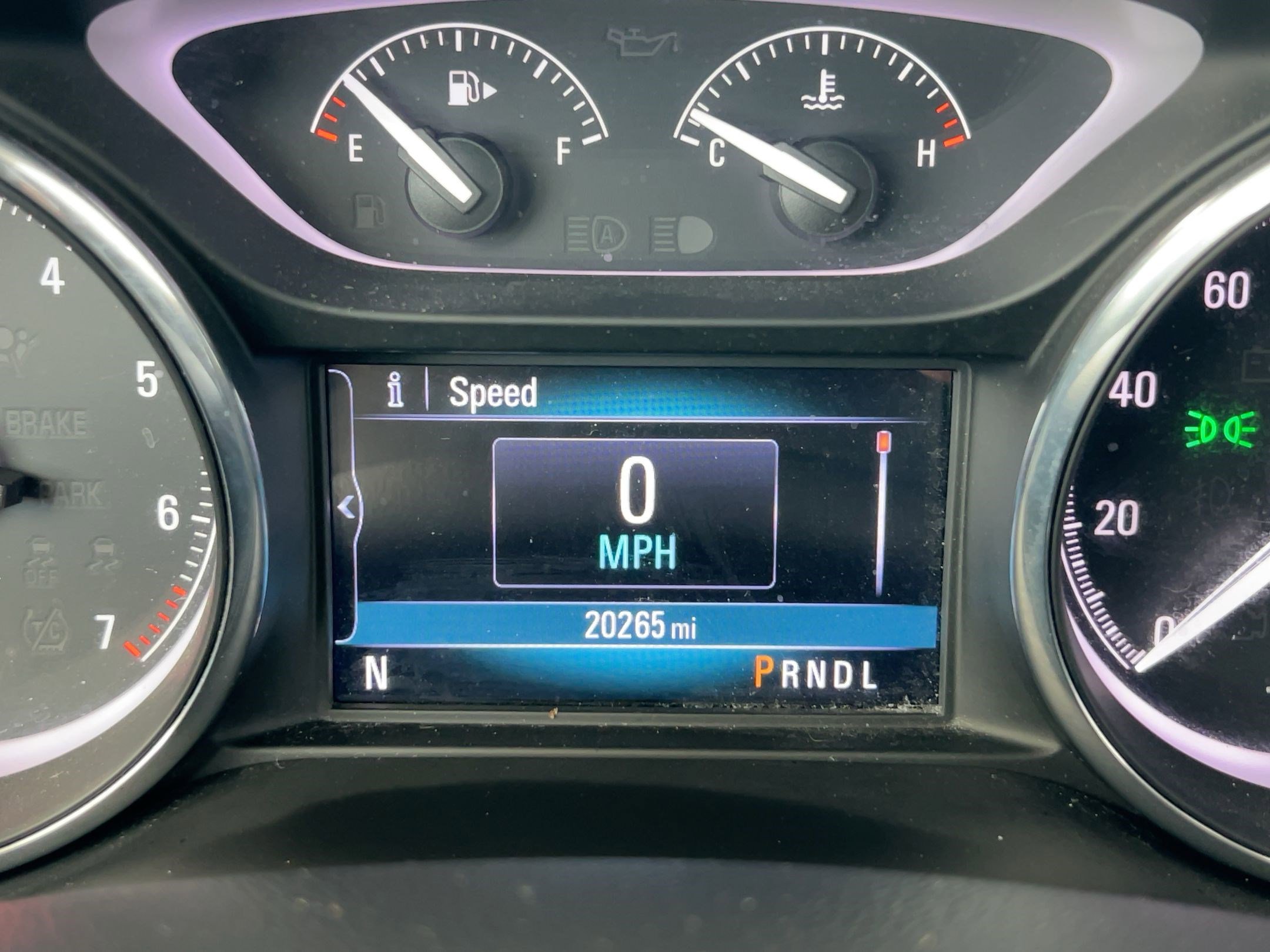 Used 2020 Buick Envision Essence w/ LPO, Cargo Package image 18