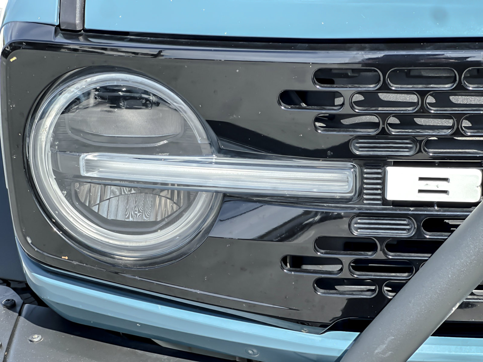 Used 2021 Ford Bronco First Edition AWD/4WD image 32