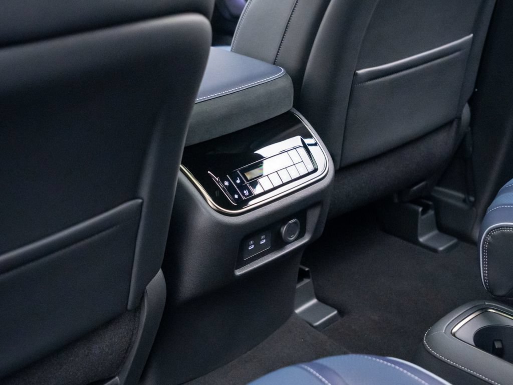 New 2027 INFINITI QX80 Sensory w/ Sport Exterior Package AWD/4WD image 17