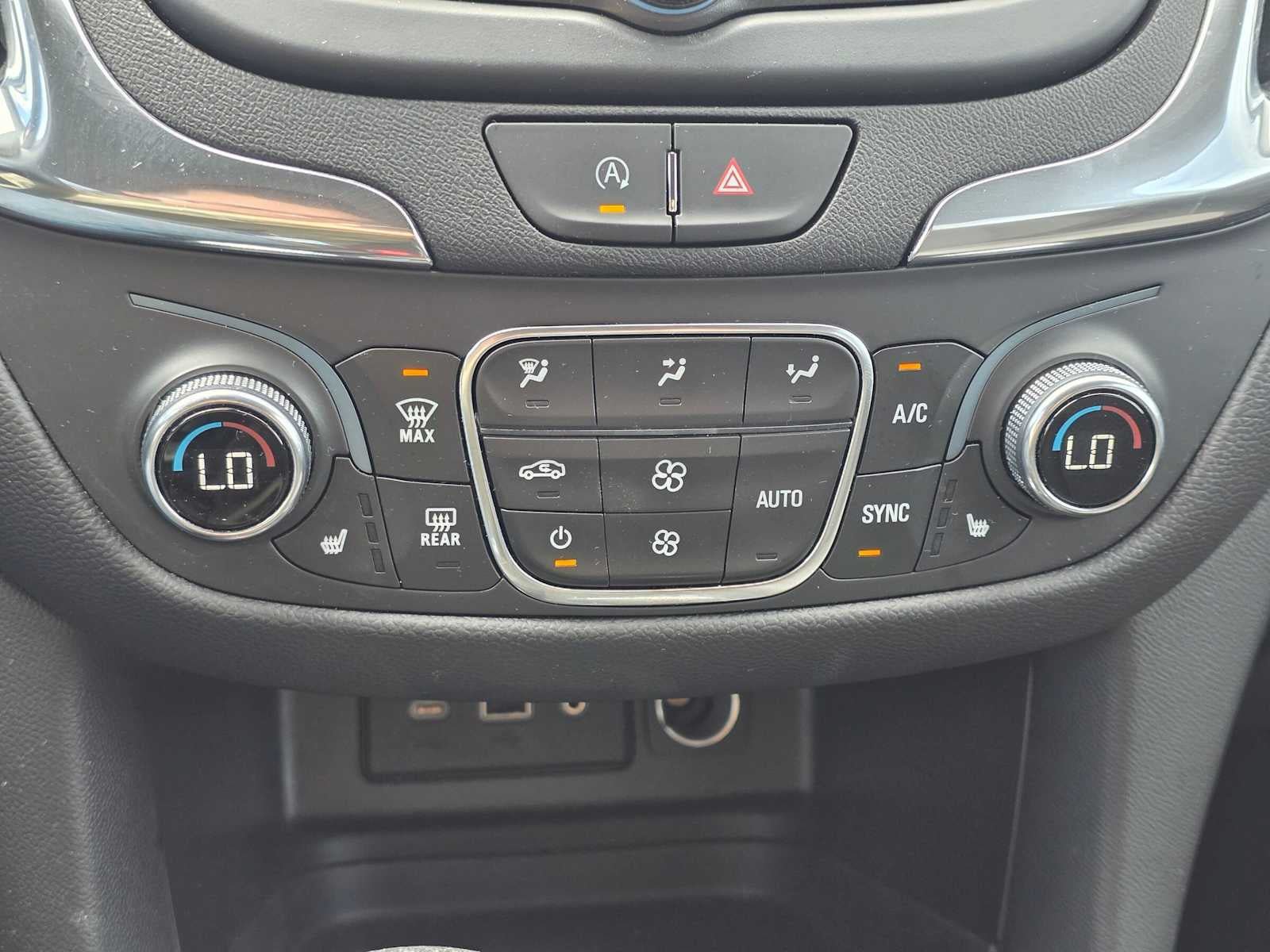 Used 2024 Chevrolet Equinox LT AWD/4WD image 28