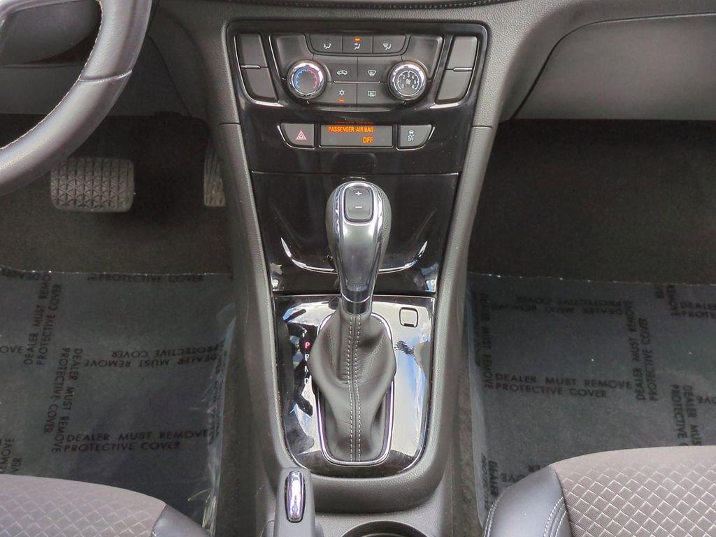 Used 2021 Buick Encore Preferred image 20