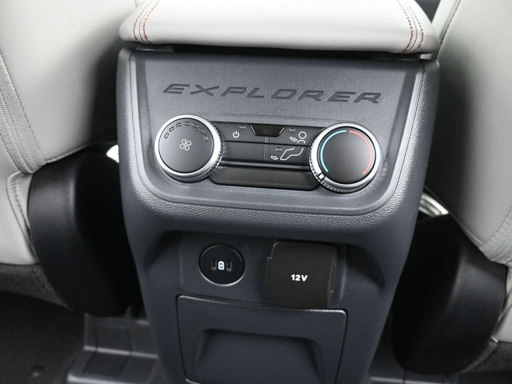 Certified 2025 Ford Explorer Active w/ Active Comfort Package RWD image 21