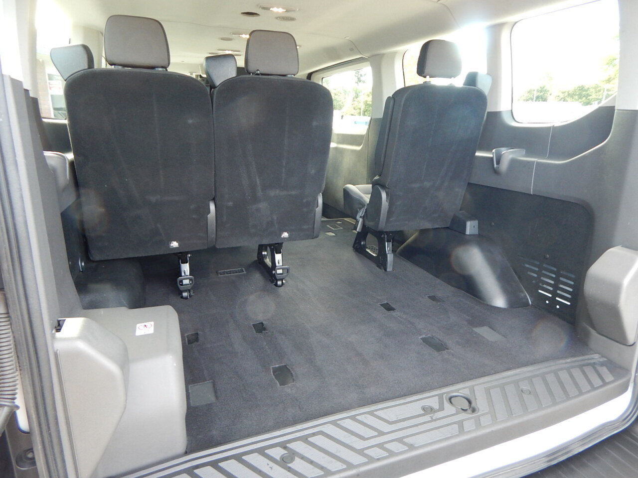 Used 2024 Ford Transit 350 XLT RWD image 16