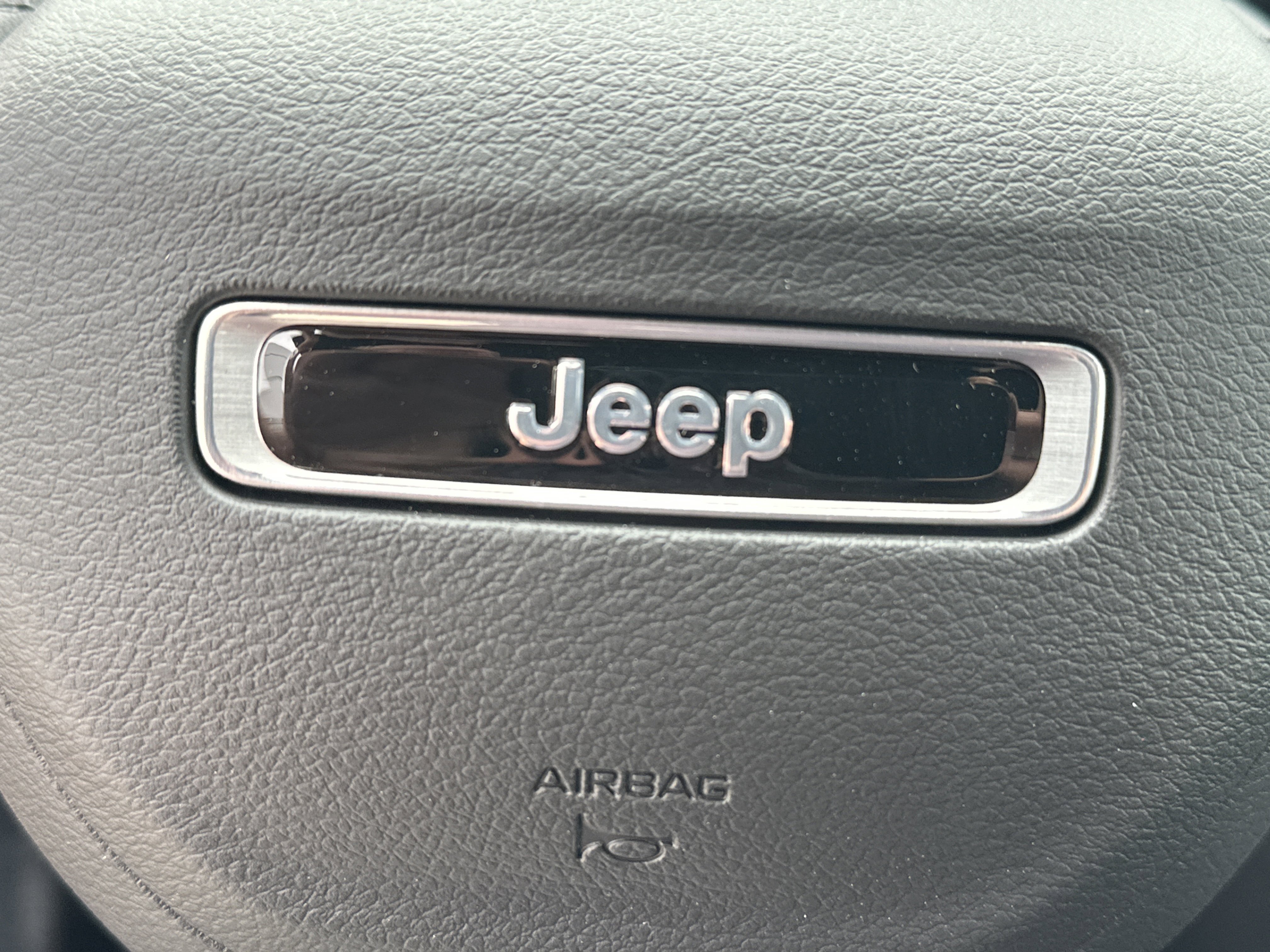 New 2026 Jeep Compass Latitude image 24