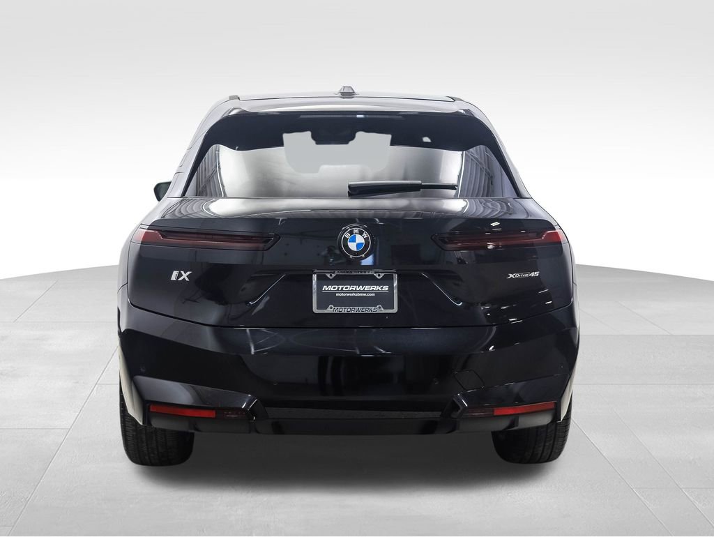 New 2026 BMW iX xDrive45 w/ Premium Package image 4