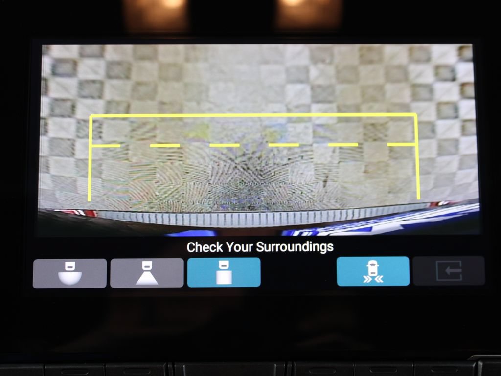 Used 2018 Honda Odyssey Touring image 23
