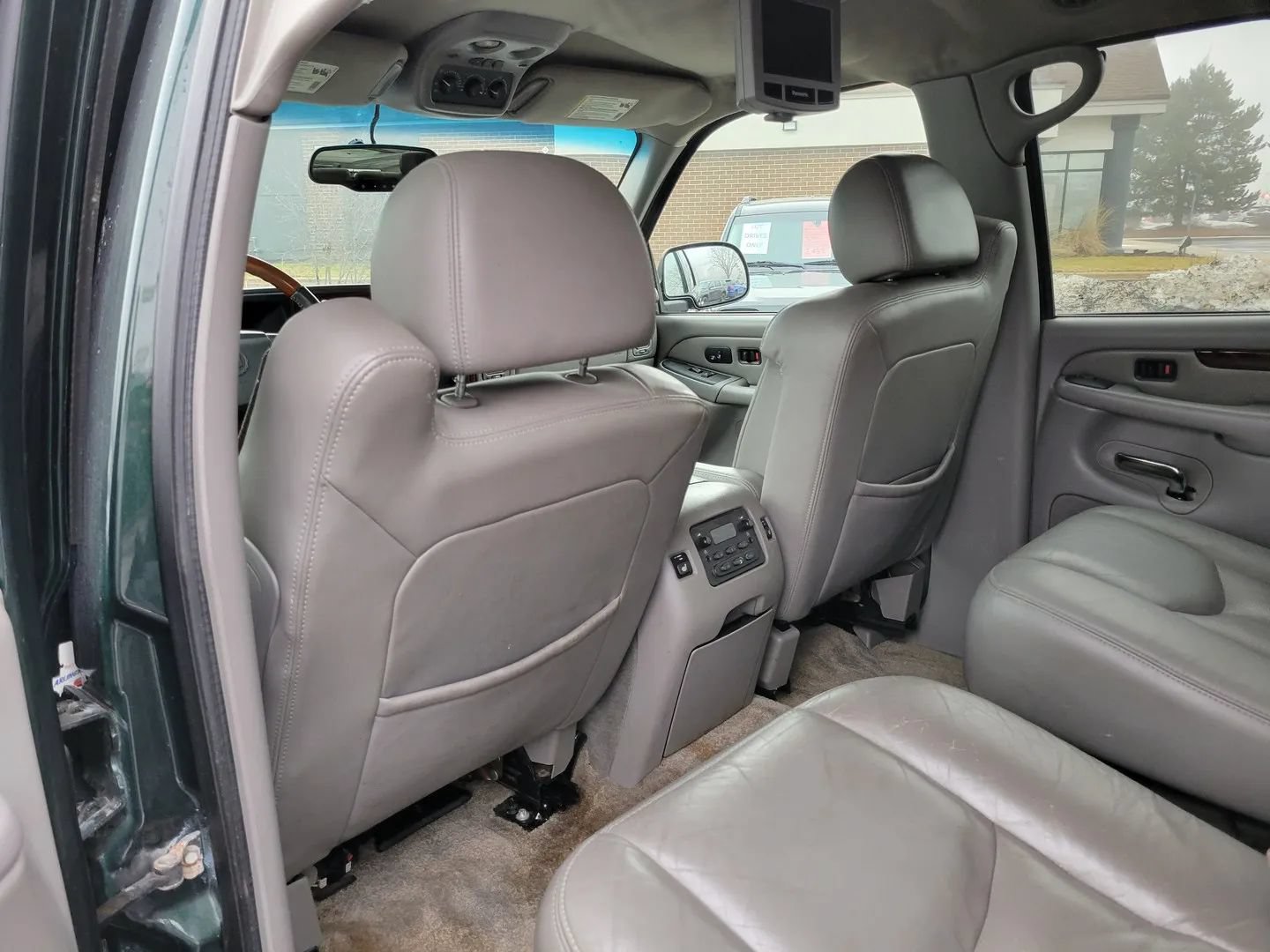 Used 2003 Cadillac Escalade AWD image 25