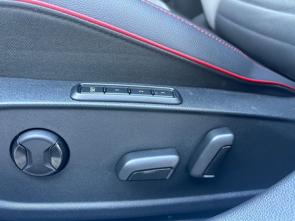 Used 2023 Volkswagen GTI Autobahn image 53