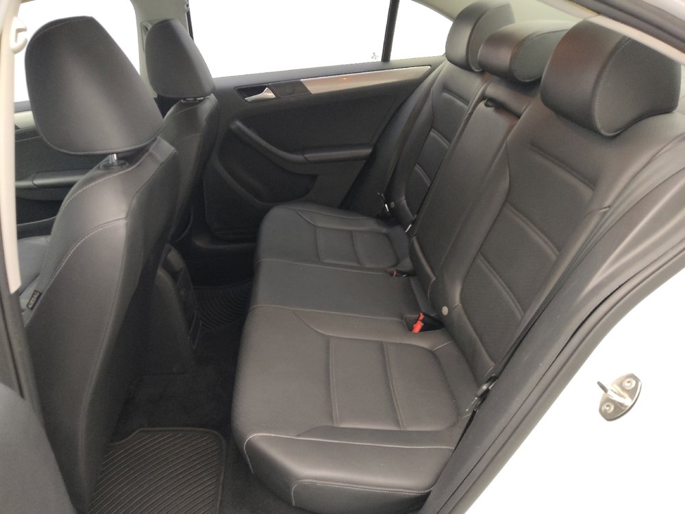 Used 2018 Volkswagen Jetta SE image 18